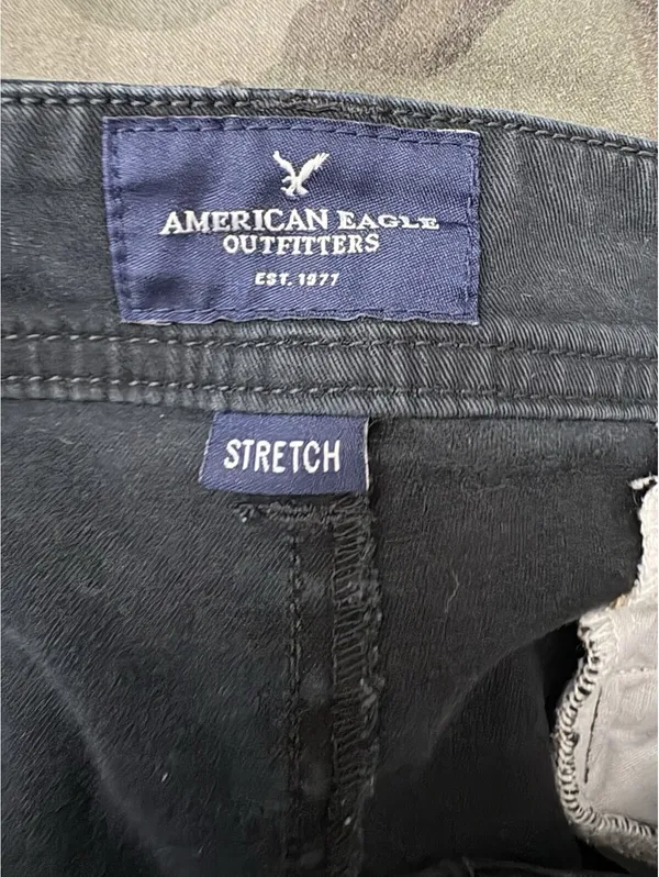 American Eagle Outfitters Black Chino Shorts Mid Rise Stretch Pockets Size 4 - Image 5