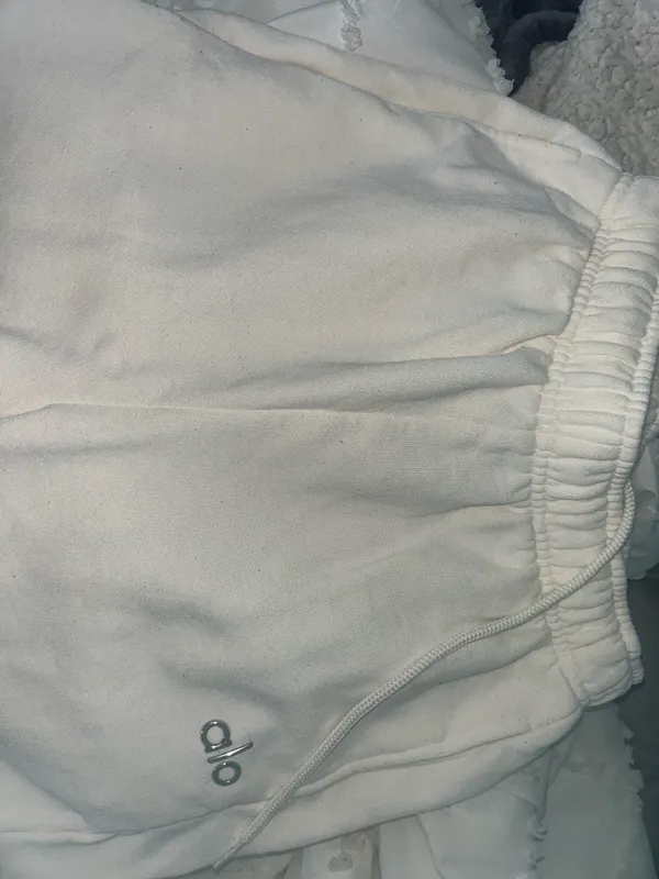 Alo Yoga Accolade Sweatpants - Image 9
