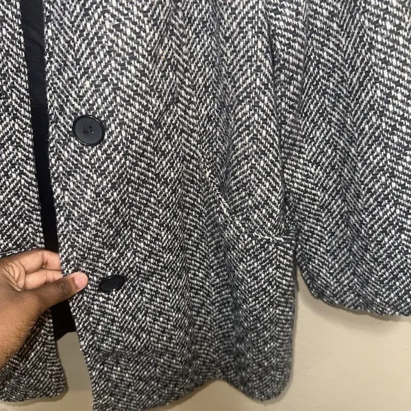 Leslie Fay Womens Medium Black‎ White Herringbone Tweed Button Front Coat Jacket - Image 6