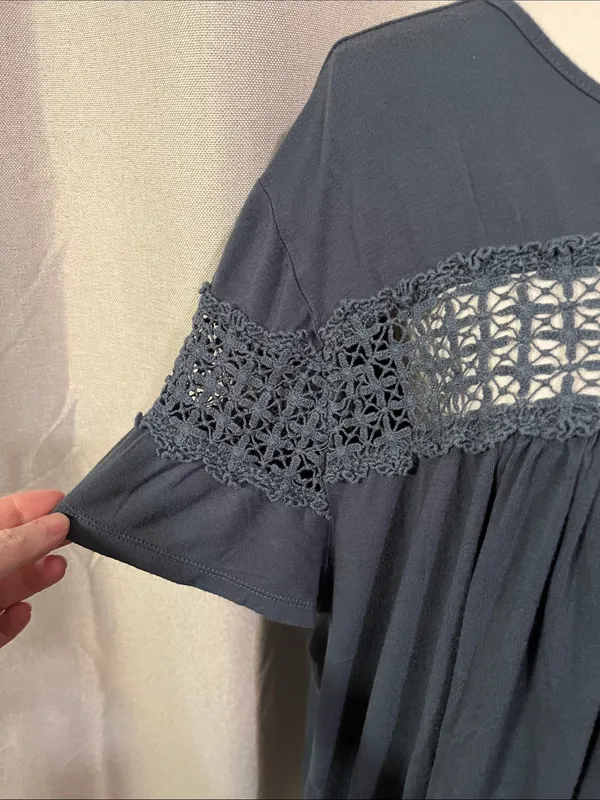 Pretty Torrid Navy Crochet Yoke Short Sleeve Top - Image 2
