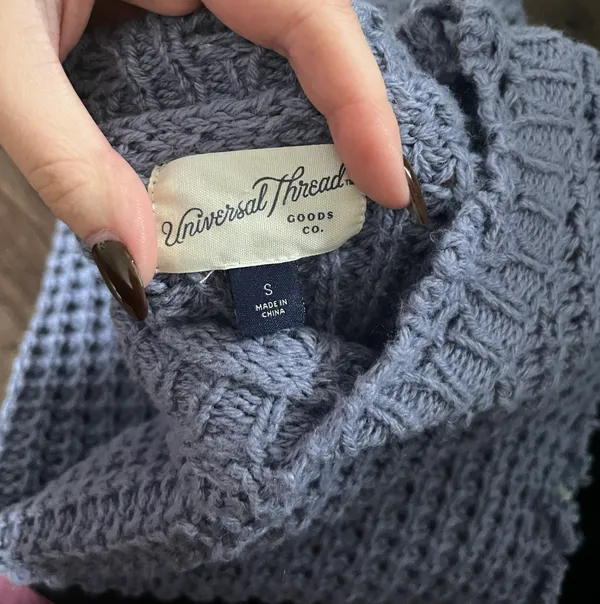 Universal Threads Knit Vest - Image 4