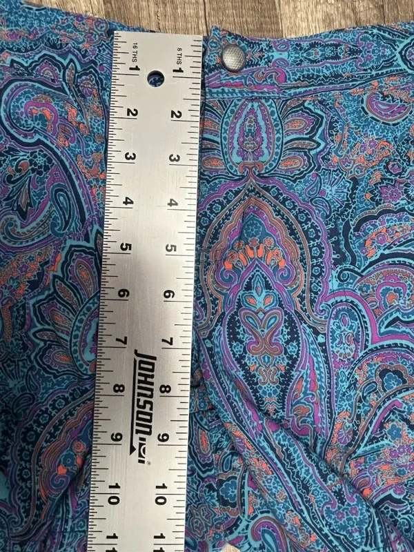 Title Nine Nimblene Shorts Womens 8 Blue Paisley 5” Inseam Quick Dry Stretch - Image 9