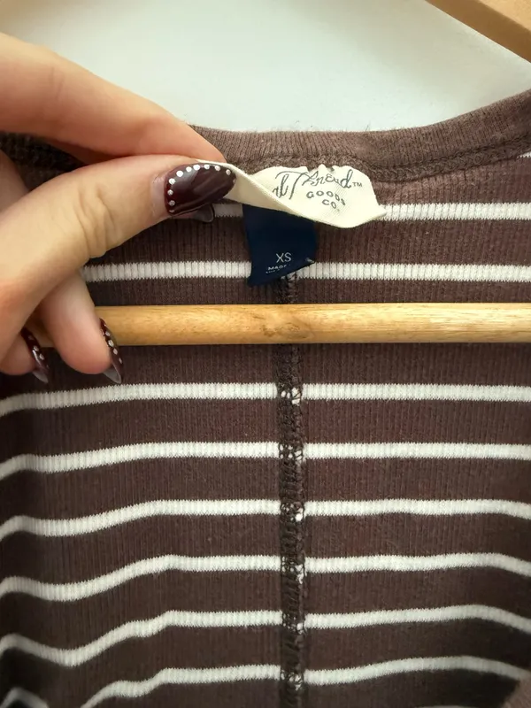 Target brown and white stripped tank top - Image 2