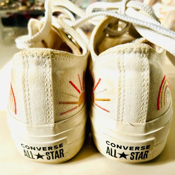 Ivory Converse sneakers with vibrant sun & rainbow side embroidery. - Image 7