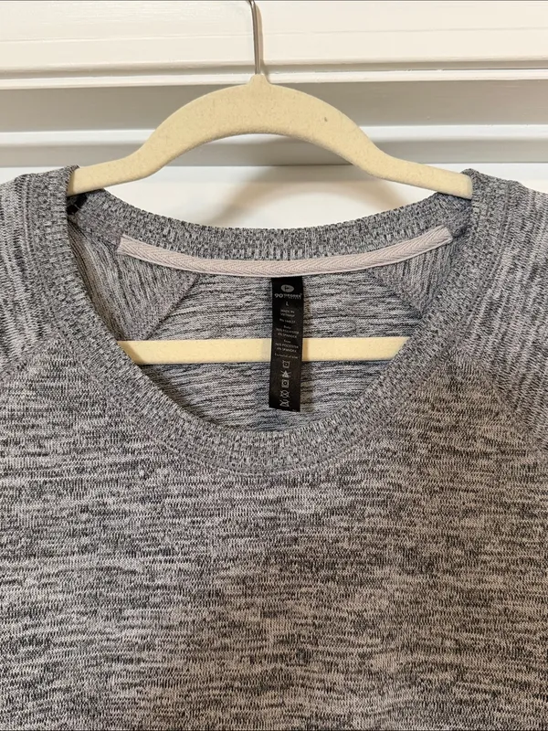 90 Degrees by Reflex Women's Gray Marled Pullover Sweatshirt - Image 5