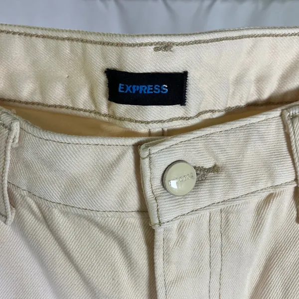 Express‎ Womens Jeans Size 10R Beige Distressed Denim High Rise Mom Jeans - Image 2