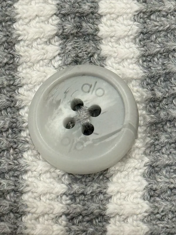 Alo Yoga Tennis Club Cardigan Sweater XS Gray Varsity Preppy Athleisure Chic - Image 10