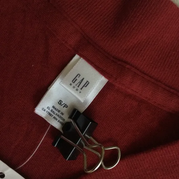 Vintage NWT Y2K Split-Neck Long Sleeve Split Neck Tee Red Cotton - Sz Small - Image 9