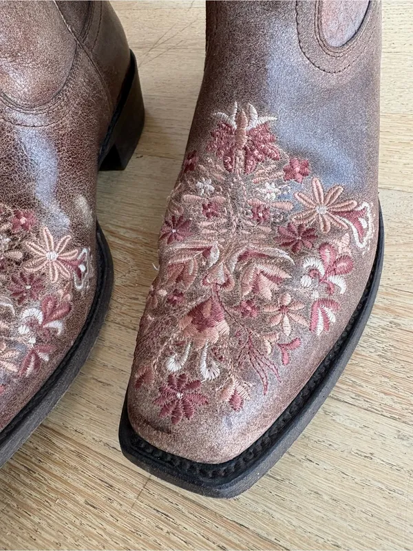 Ariat Ardent Western Boots in Terra Brown - Image 7
