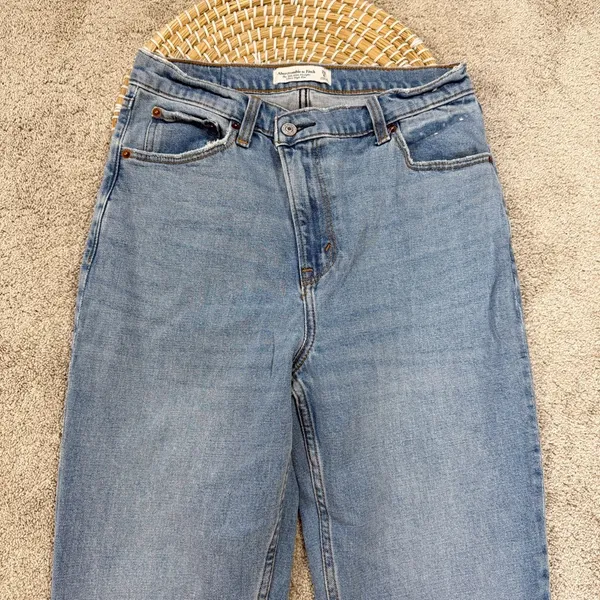 Abercrombie & Fitch The 90s Slim Straight Ultra High Rise Criss Cross 28/6L - Image 4