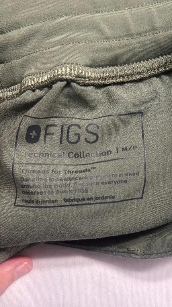 Moss FIGS Scrubs womens - Image 4