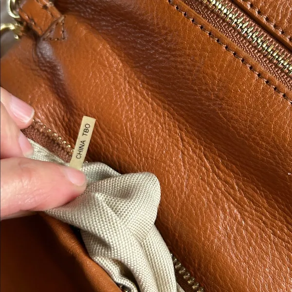 Tory Burch brown leather logo fold over gold chain rare crossbody bag​ - Image 9