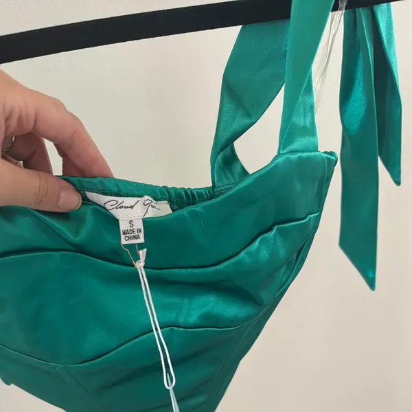 These Three Boutique crop Top NWT - Image 4