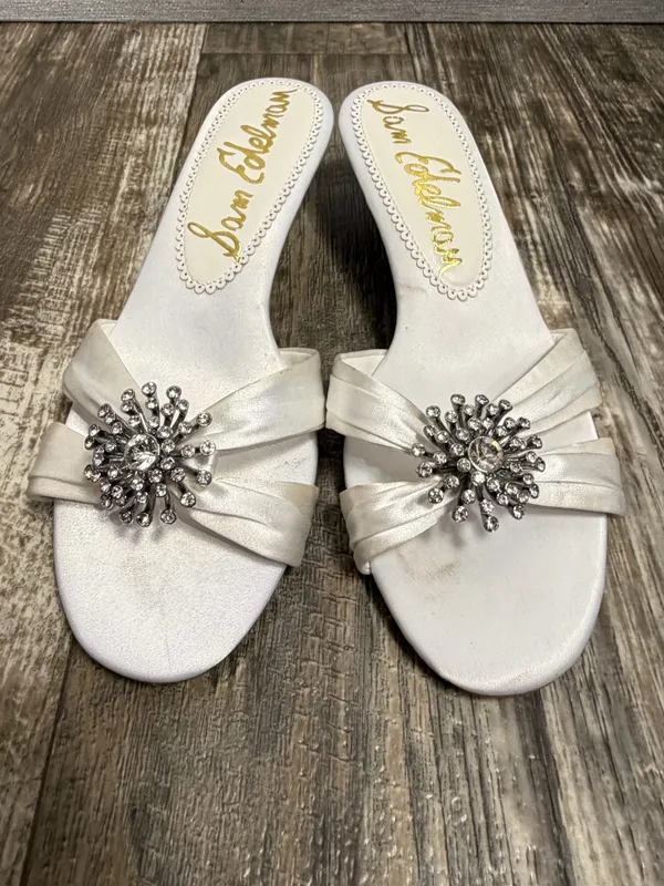 NWOB Sam Edelman White Satin Bridal Kitten Heel Slide with Crystal Brooch Size 6 - Image 7