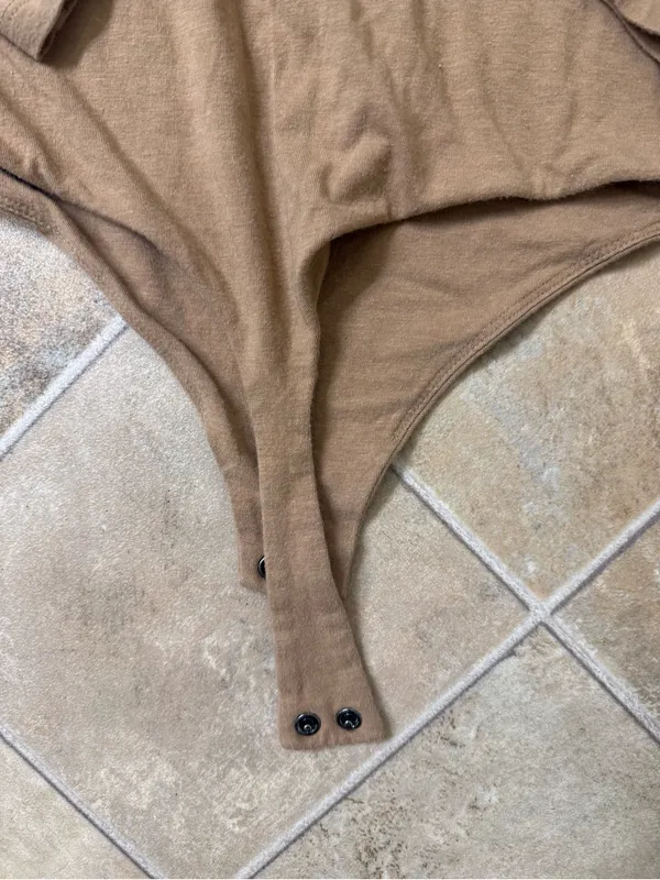 NUUDS Long Sleeve Crewneck Bodysuit Color- Cinnamon Size Small - Image 4