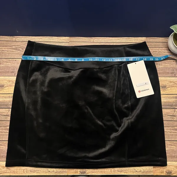 Lululemon Scuba High Rise Mini Skirt Velvet NWT Size XL (BLACK) LW8AL9S - Image 7