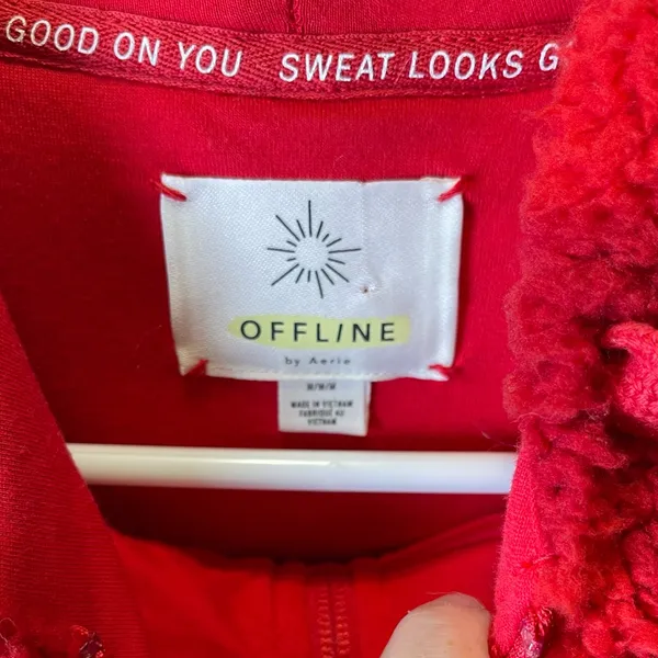 Offline Aerie Women's Red Camo Sherpa Cropped Zip Up‎ Jacket Size Medium - Image 8