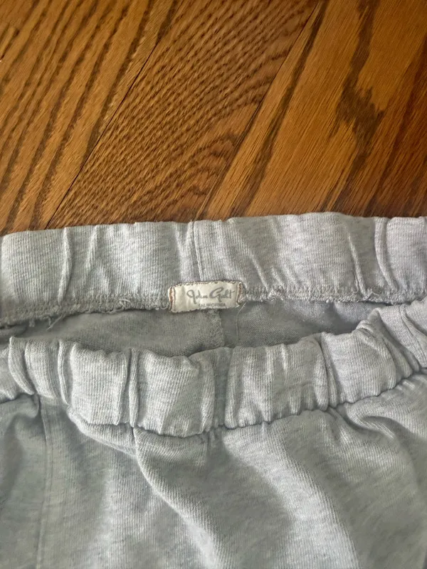 Brandy Melville Grey Sweatpants - Image 2