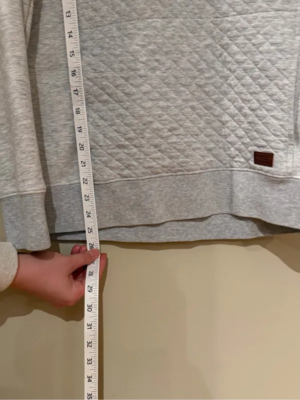 L.L. Bean Gray Quilted Quarter-Zip Pullover - Image 8