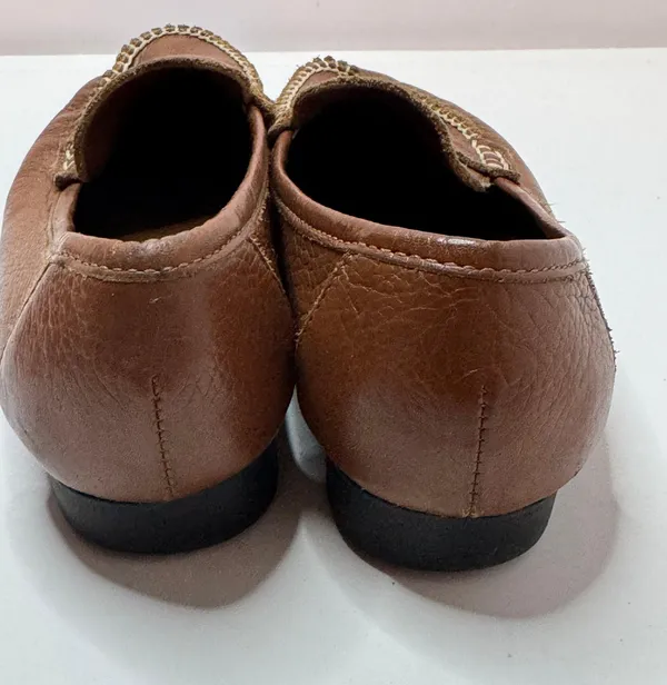 Naturalizer Brown Leather Loafers Size 7.5N - Image 4
