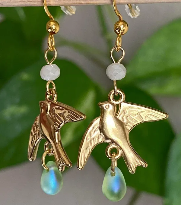 gold stainless bird cute retro vintage chic style dangle earrings 🕊️🩵 - Image 4