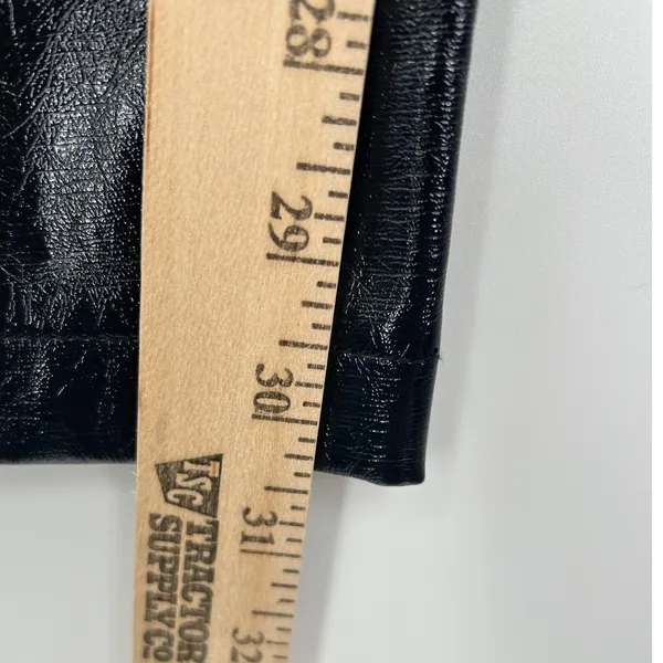 Abercrombie & Fitch Curve‎ Love 90s Straight Ultra High Rise Vegan Leather Pants - Image 6