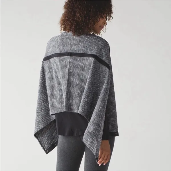 Lululemon Vinyasa Gray Wrap Scarf - Image 4