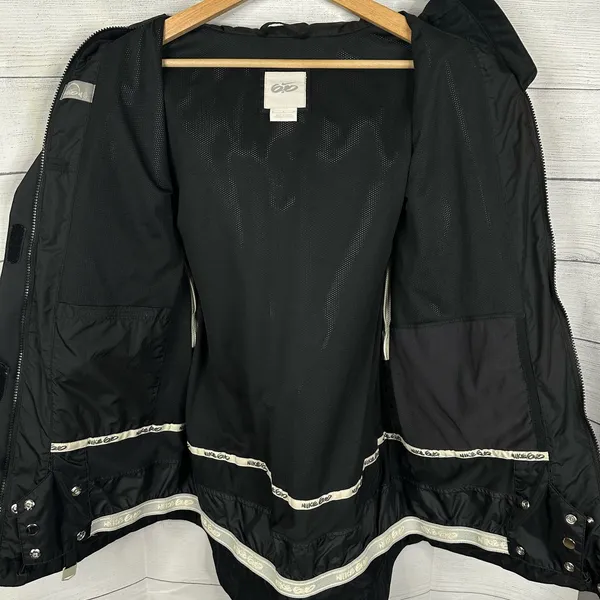 Nike 6.0 Womens size Medium Kesak Snowboarding Skiing Jacket Nylon Black 384696 - Image 10