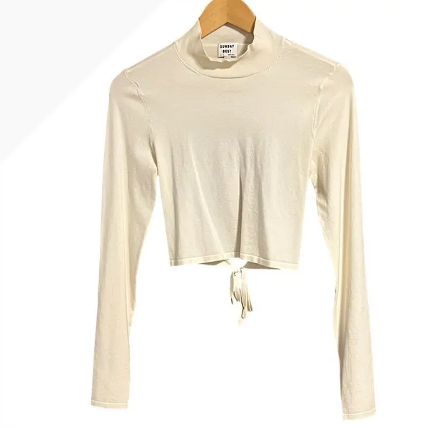 Aritzia Sunday Best Ellie Open Back Mock Neck Sweater Size M - Image 5
