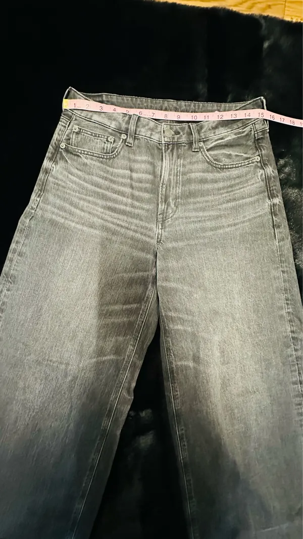 American Eagle Super High Rise Kick Boot Jeans – Washed Black  - Image 3
