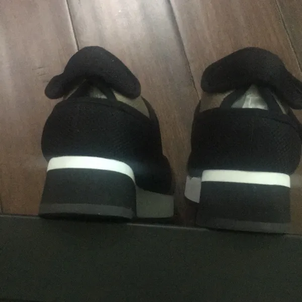 ZLNY Toledo Instep Strap Sneakers Black Size 9 - Image 4