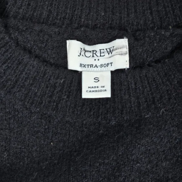 J. Crew Factory Crewneck sweater in extra-soft yarn Black S‎ - Image 3