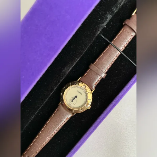 Ladies GUCCI wristwatch 💛🤎🤍💛 - Image 13