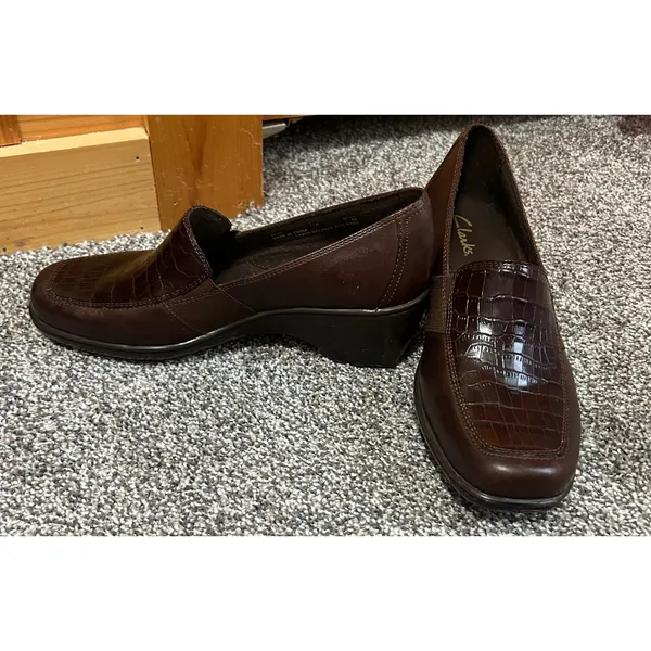 Clarks Susannah Brown Leather Alligator Croc Print‎ Loafers Women's Size 7.5 - Image 4