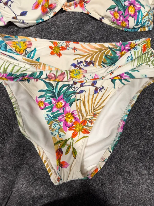 Shade & Shore Bikini - Image 3