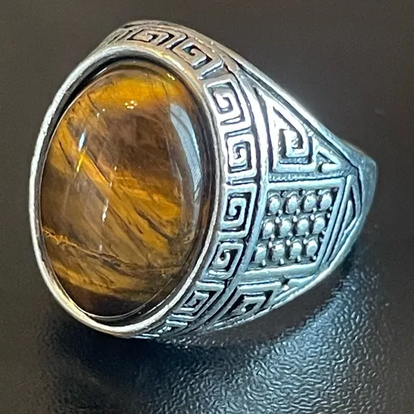 Tiger eye stone S925 silver ring size 8.75 - Image 3