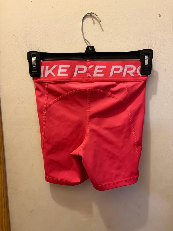 (Xs) Nike pros - Image 2
