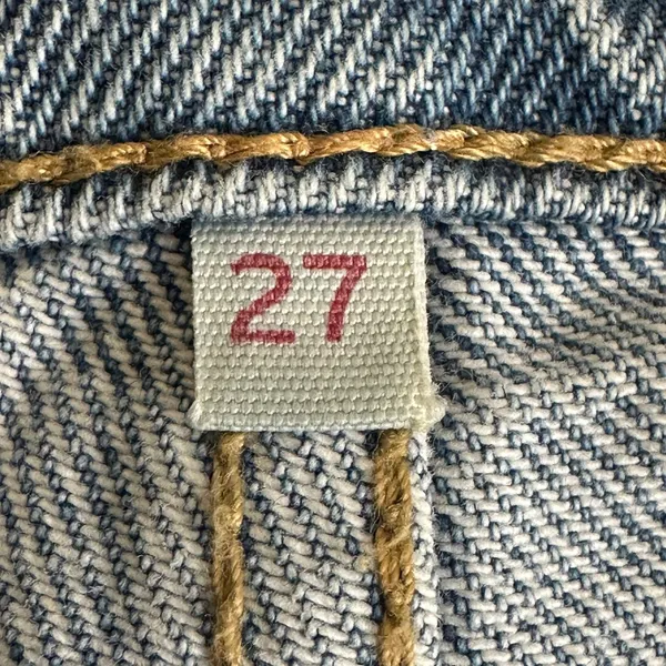 Levi's Mini Skirt Womens 27 Medium Wash Denim Distressed Frayed Hem Casual Y2K - Image 5