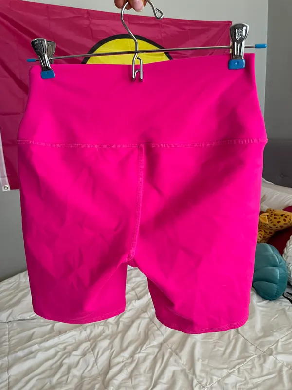 Alo biker shorts - Image 2