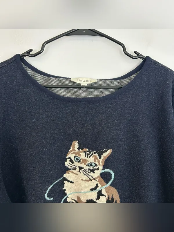 Astrologie Dark Navy Blue Cat/Kitten with Yarn Pullover Sweater Size XXL - Image 3