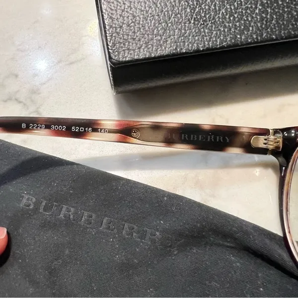Burberry Tan Brown Eyeglass Frame & Case EUC - Image 6