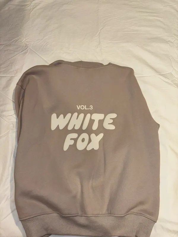 White Fox Boutique Hoodie S/M Beige - Image 2
