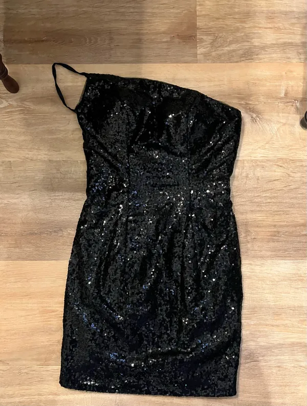 Berlin Nova Black Sequin Dress - Image 4