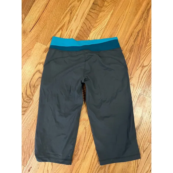 PATAGONIA pliant knickers grey gray‎ teal small crop athletic - Image 2
