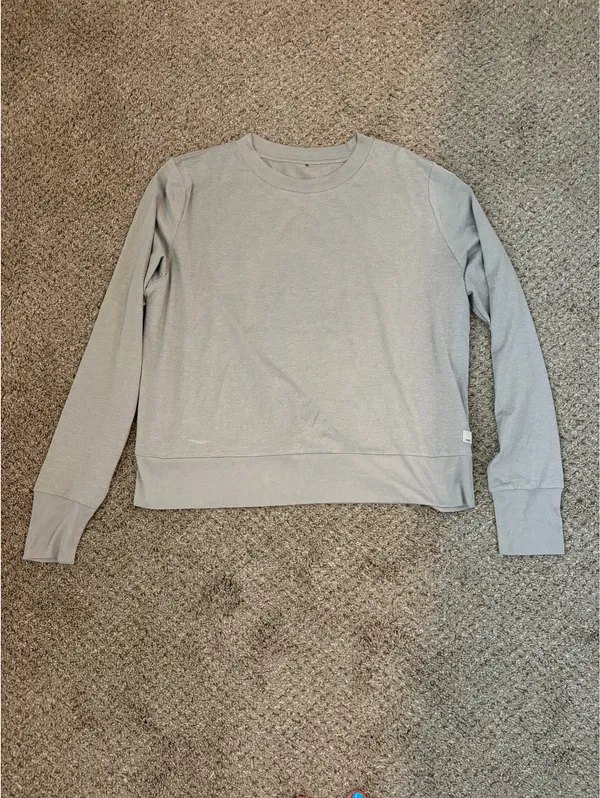 Vuori Cropped Long Sleeve - Image 2