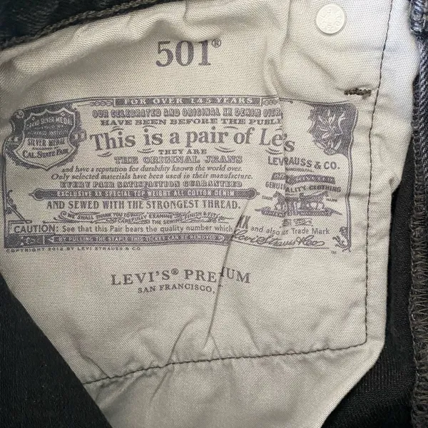 Levi's Premium 501‎ sz 26 gray distressed jean shorts - Image 10