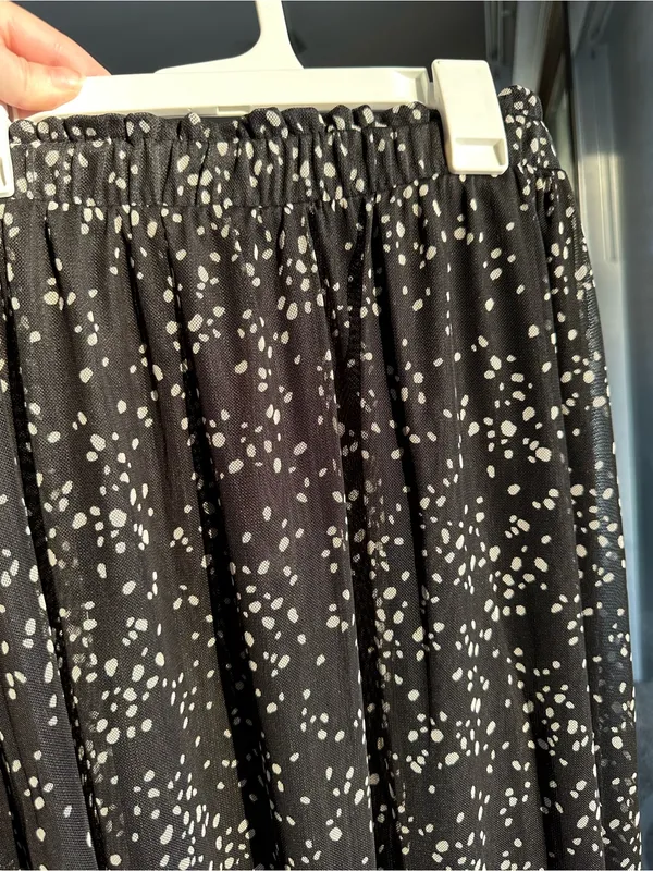 Black Midi Skirt with White Speckle Print Size M - Image 3