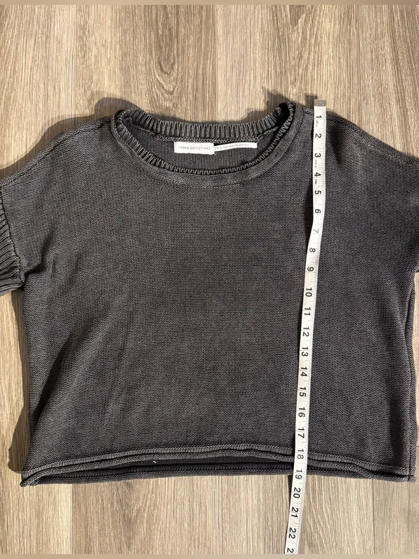 Urban Outfitters Dark Grey Cropped Sweater Size Medium Indie Lounge Streetwear - Image 5