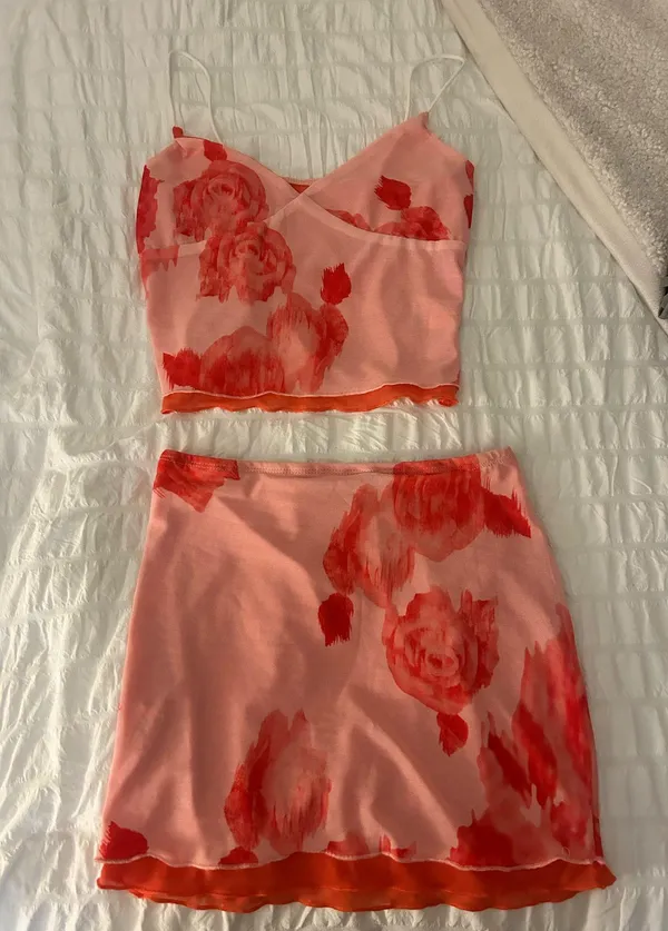 Pink Two-Piece Set Shein - Image 2