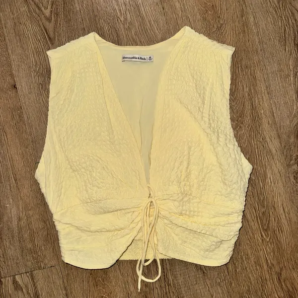 Abercrombie Yellow Blouse - Image 2